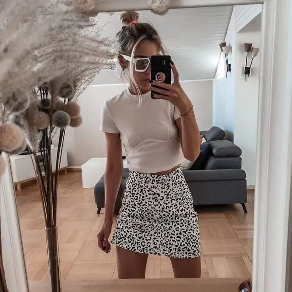 Leopard Print Slim Skirt - The Next Door Neighbor 