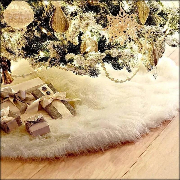 White Plush Christmas Tree Skirt - The Next Door Neighbor 