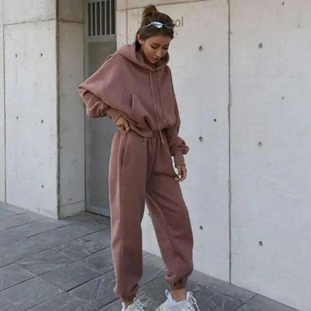 Women Warm Hoodie and Pants Set - The Next Door Neighbor 