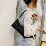 Elegant Leather Shoulder Bag