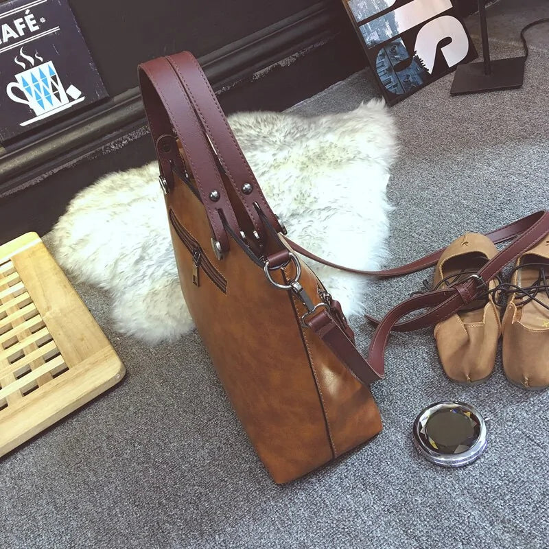 Waxed Leather Handbag - The Next Door Neighbor 