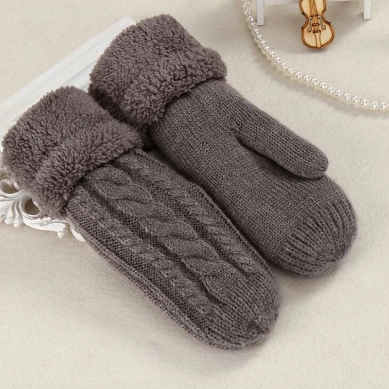 Women's Twist Flowers Wool Knit Mittens