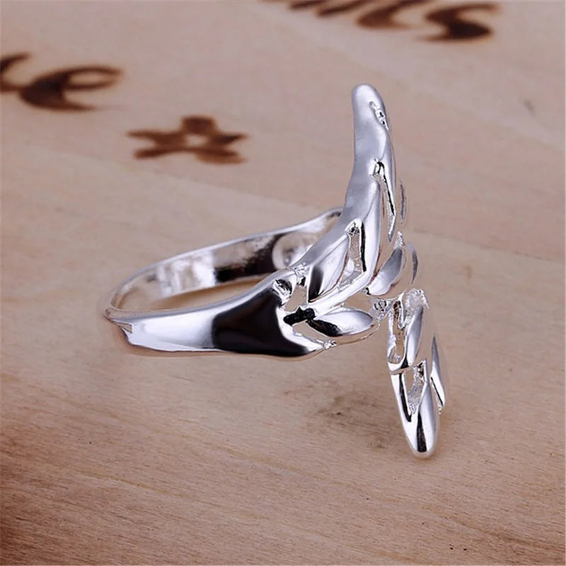 Retro Charm Feather Ring - Fashion Silver Jewelry