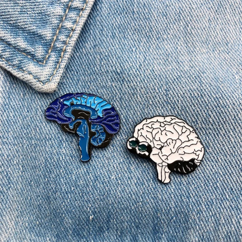 Medical Blue & White Brain Enamel Brooch – Custom Alloy Bag Pin Accessories