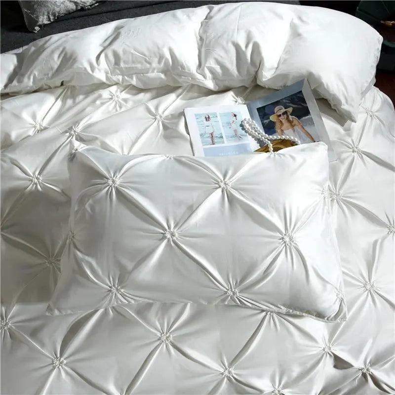 Luxury Silk Bedding Set - The Next Door Neighbor 