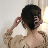 Oval Grasp Hair Clip