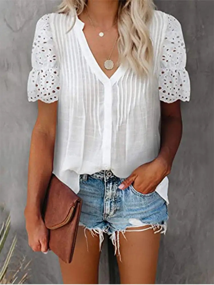 Shirt with Lace and V-neck Emily - The Next Door Neighbor 