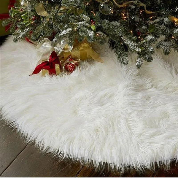 White Plush Christmas Tree Skirt - The Next Door Neighbor 