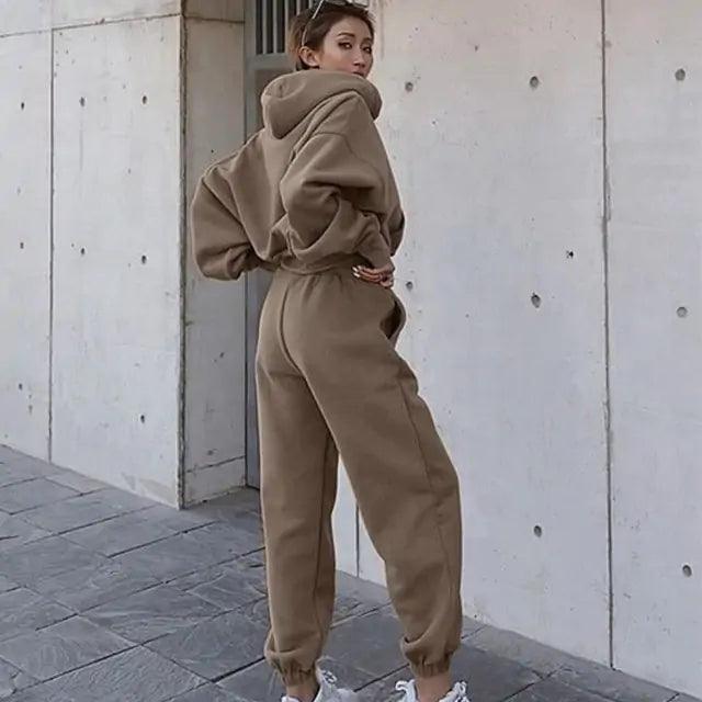 Women Warm Hoodie and Pants Set - The Next Door Neighbor 