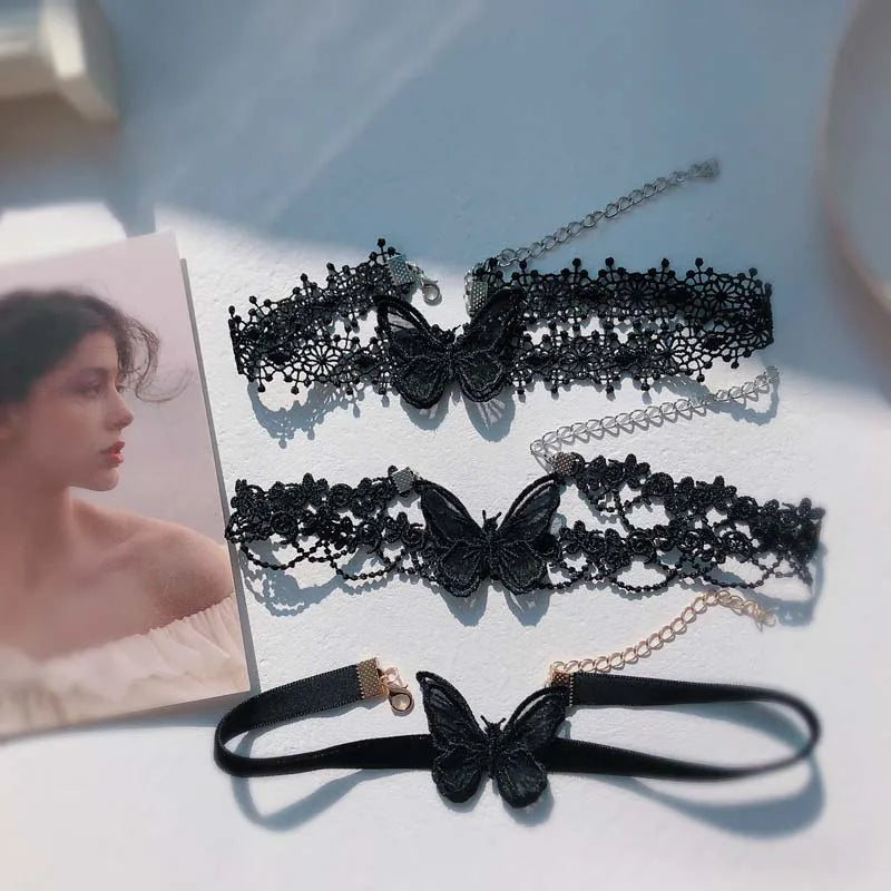 Fashion Black Velvet Lace Butterfly Choker