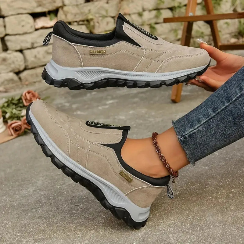 Women's Comfortable Outdoor Slip-On Casual Walking Shoes