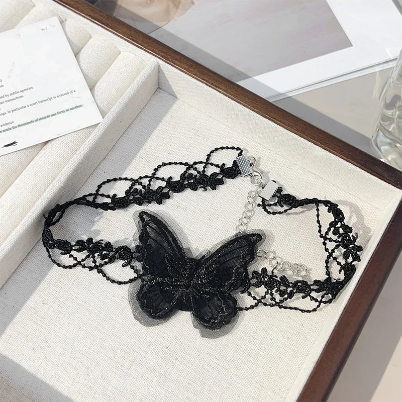 Elegant Butterfly Embroidered Necklace Short Choker