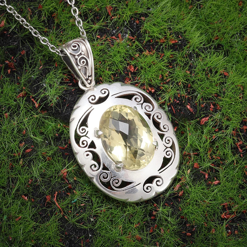 Exquisite Oval Yellow Gemstone Crystal Petal Pendant Necklace