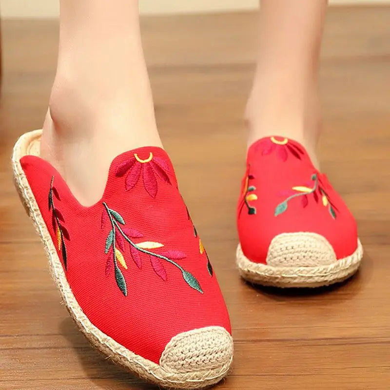 Women’s Embroidered Hemp Flat Slippers