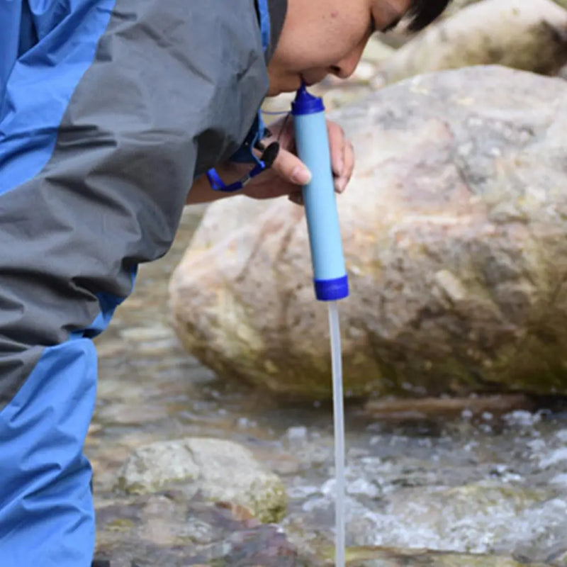 Portable Outdoor Water Purifier - The Next Door Neighbor 