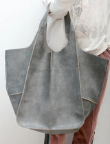 Retro Luxury Shoulder Tote - The Next Door Neighbor 