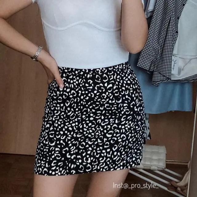 Leopard Print Slim Skirt - The Next Door Neighbor 